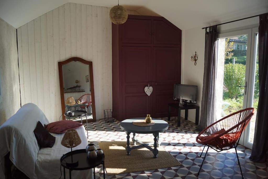 Petite Longere Du Clos Madeleine Holiday home *