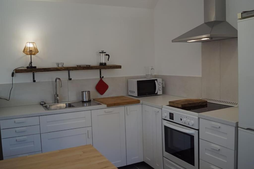 Petite Longere Du Clos Madeleine Holiday home Vincelles (Jura)