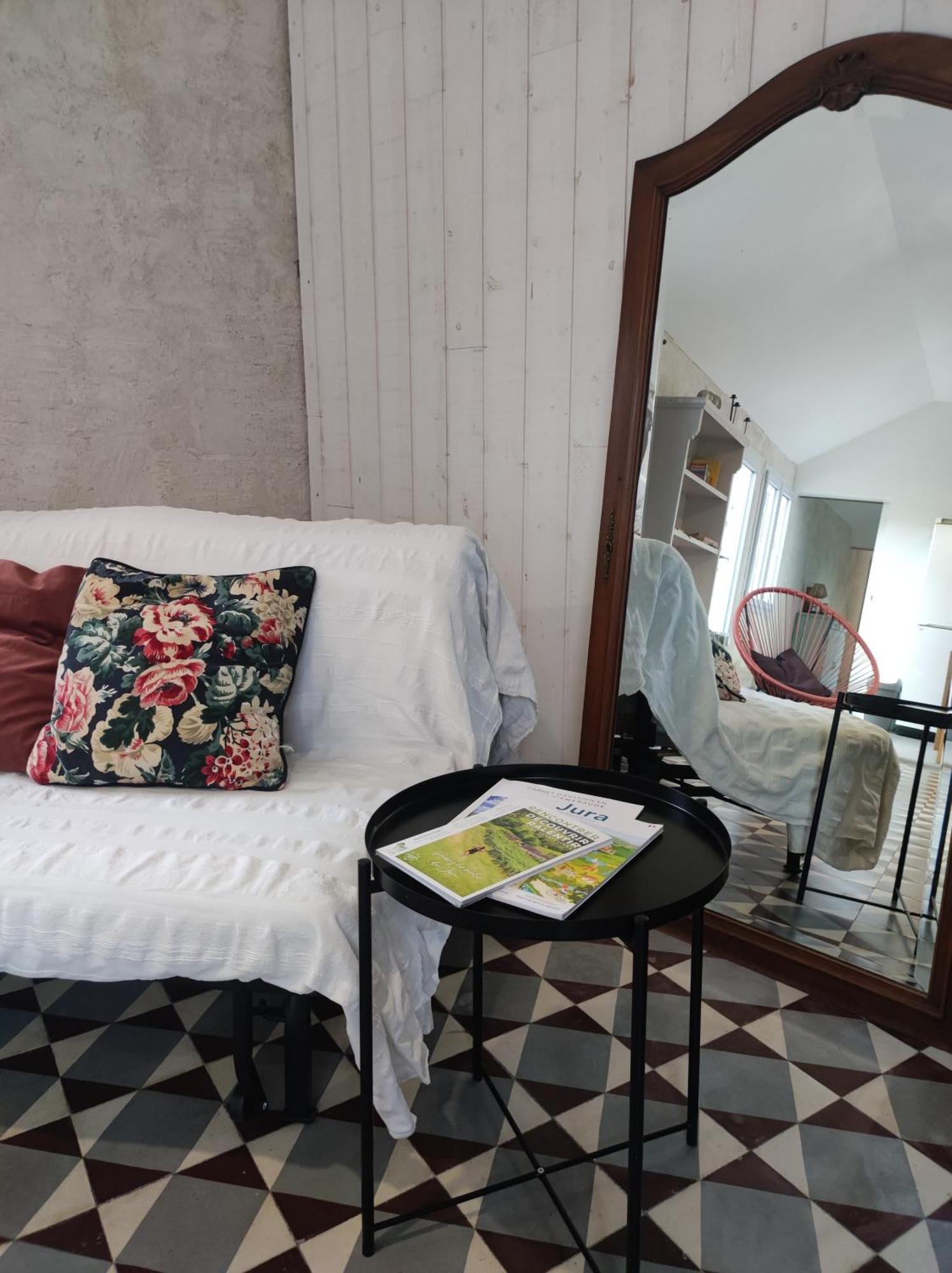 Petite Longere Du Clos Madeleine Holiday home Vincelles (Jura)